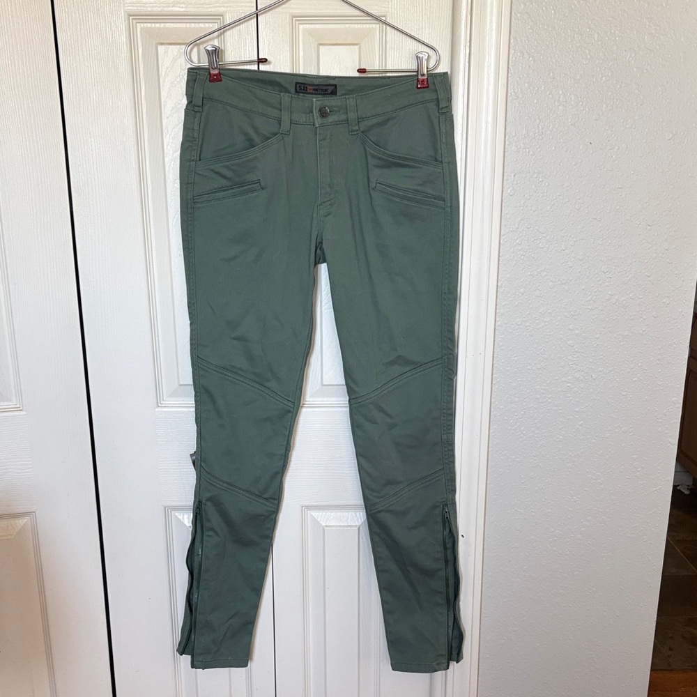 Green Cargo Pants 5/11